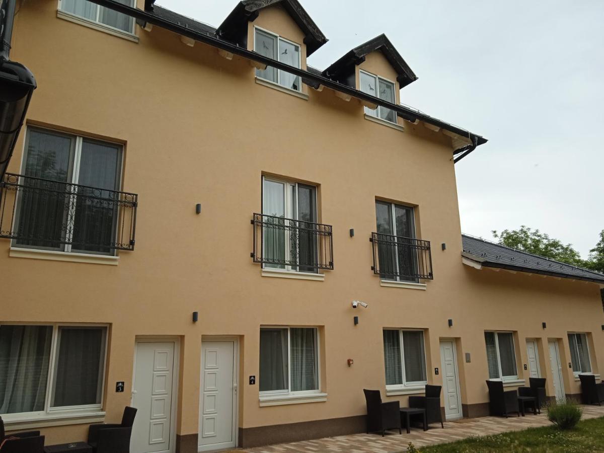 Navigator Hotel Palić Eksteriør billede