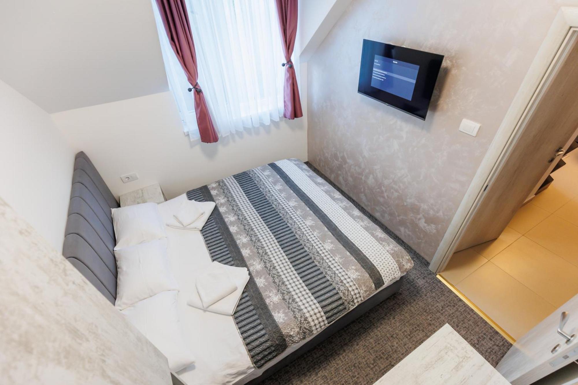 Navigator Hotel Palić Eksteriør billede
